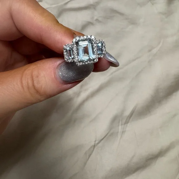 Effy Aquamarine Diamond ring - Picture 2 of 9